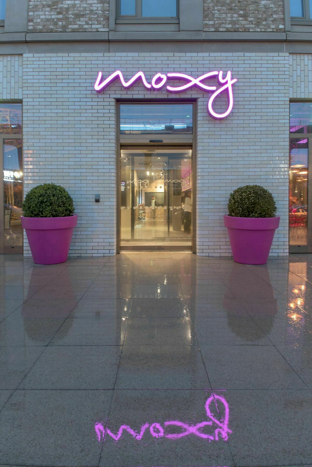 Hotel Moxy London Excel Exterior foto